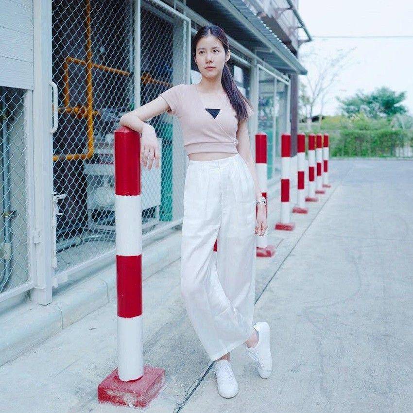 Instagram.com/esthersupree