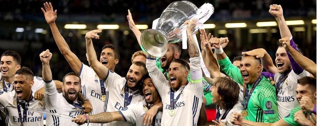 Selain Liga, 11 Kompetisi Sepak Bola Ini Juga Bergengsi