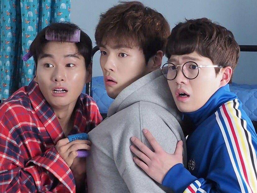 twitter.com/KoreanWaveINA