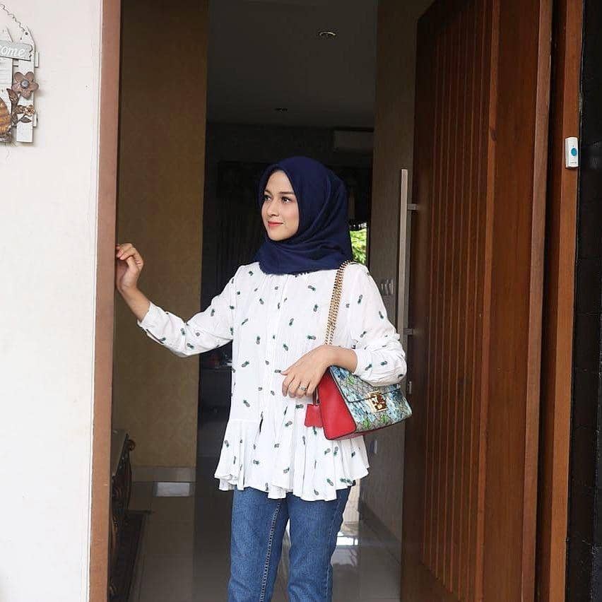 instagram.com/ninazatulini22/