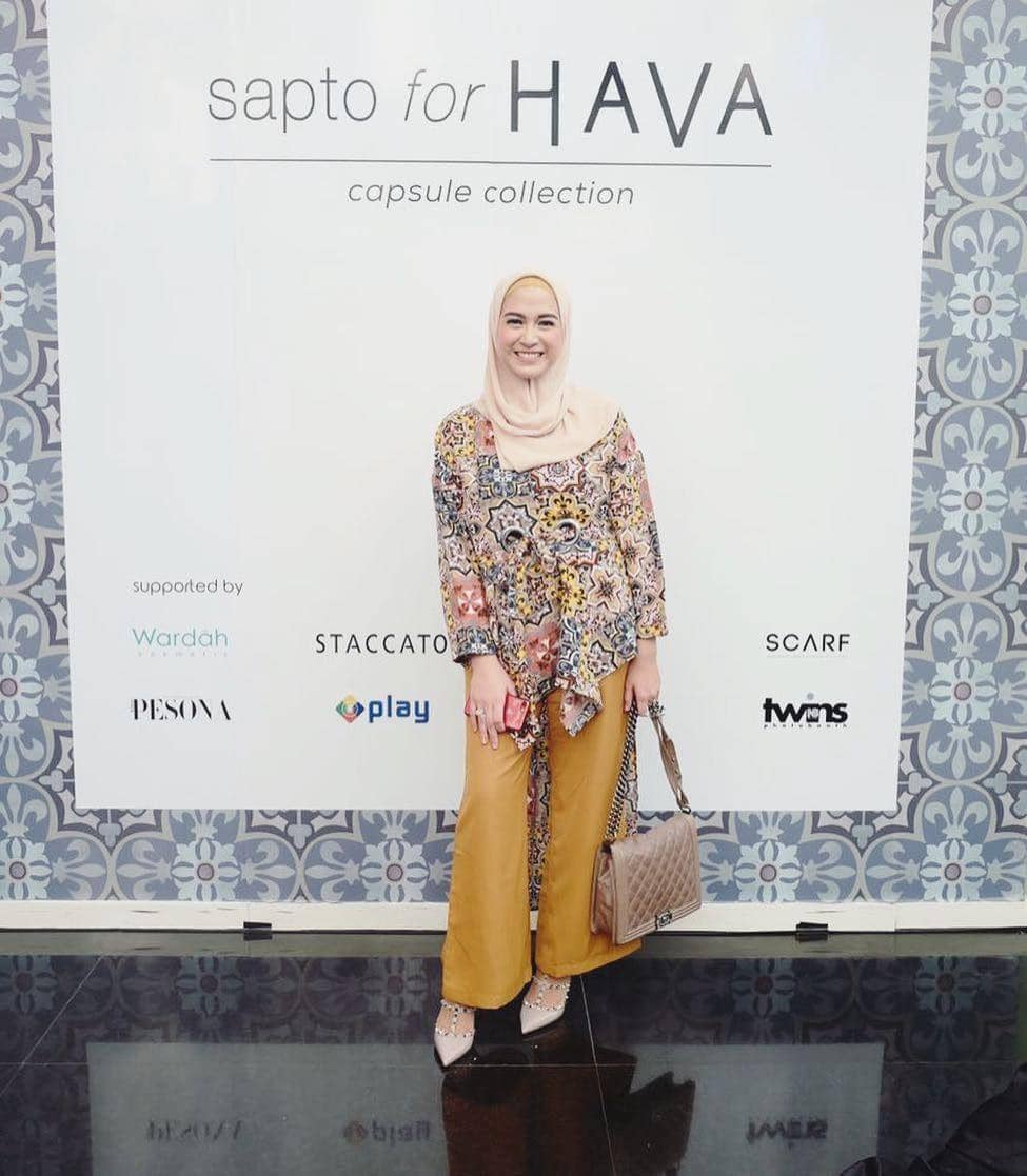 instagram.com/ninazatulini22/