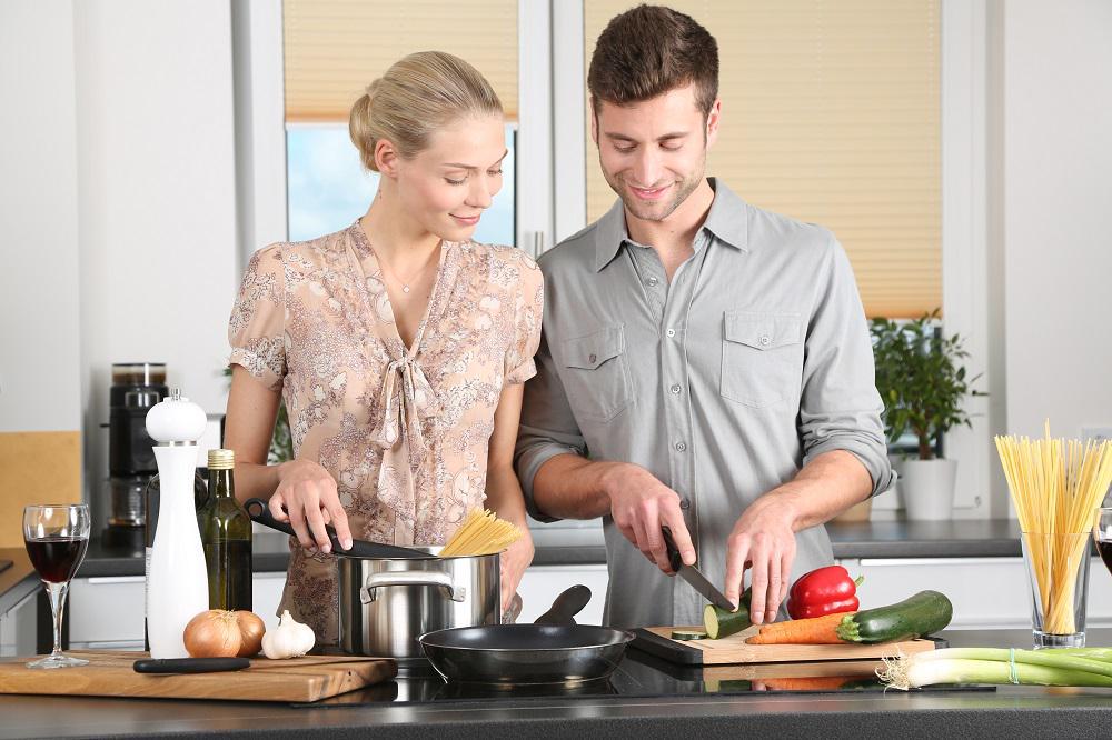Jangan Minder Dulu, Siapapun Bisa Jago Masak Asal Tahu 5 Trik Memasak Ini