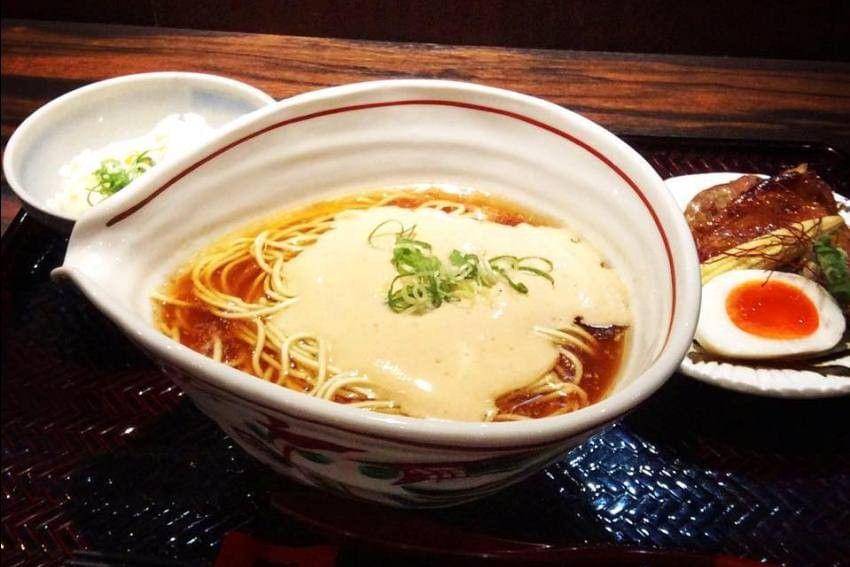 Facebook.com/shinjyuku.ouka