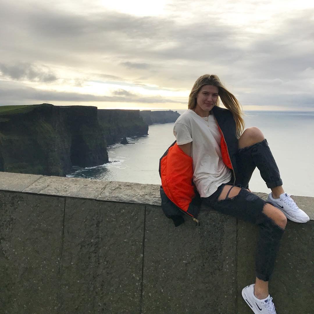 instagram.com/geniebouchard