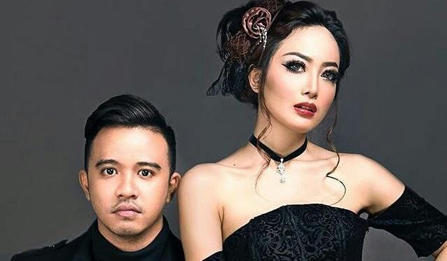 Digugat Cerai, Ini 10 Potret Menawan Cinta Ratu Istri Roby Geisha