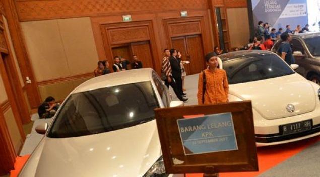 Lelang 4 Mobil Mewah Milik Koruptor, KPK Sumbang Dana Rp1,8 Miliar ke Negara