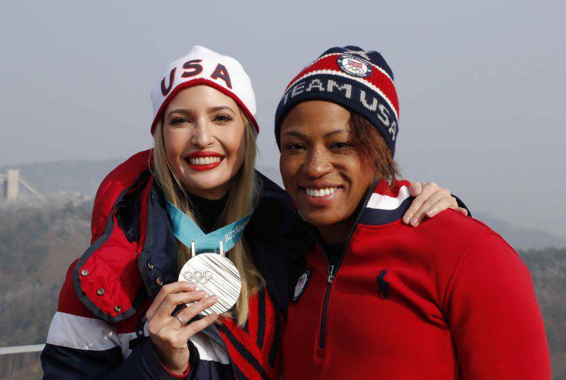 Selfie dengan Ivanka Trump, Atlet Olimpiade Ini Dicerca Warganet