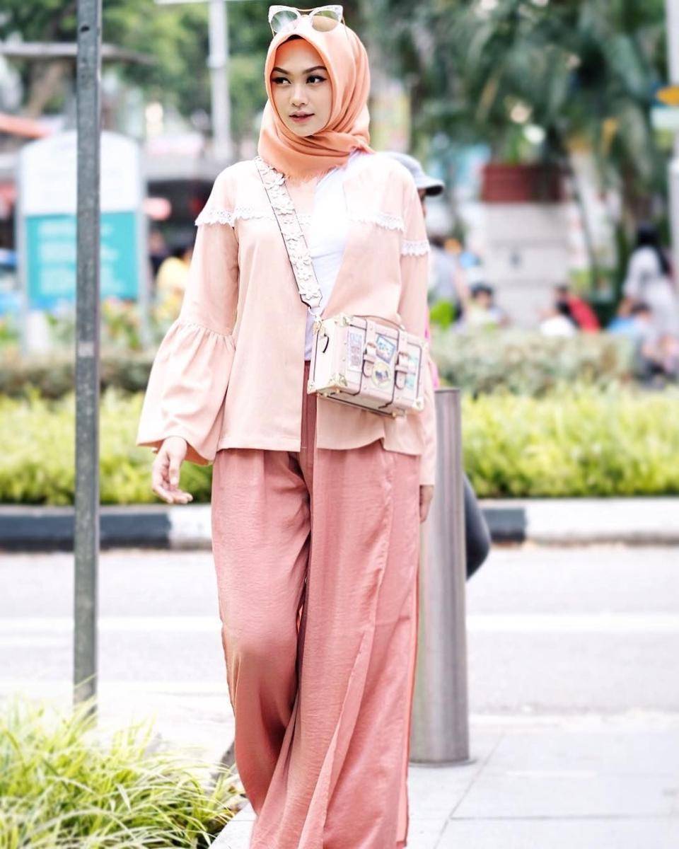 instagram.com/indahnadapuspita