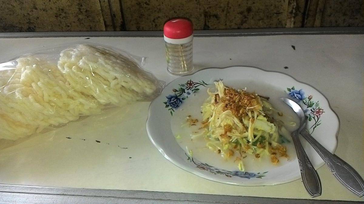 Mie koclok Cirebon (ceritaasikaja.blogspot.co.id)