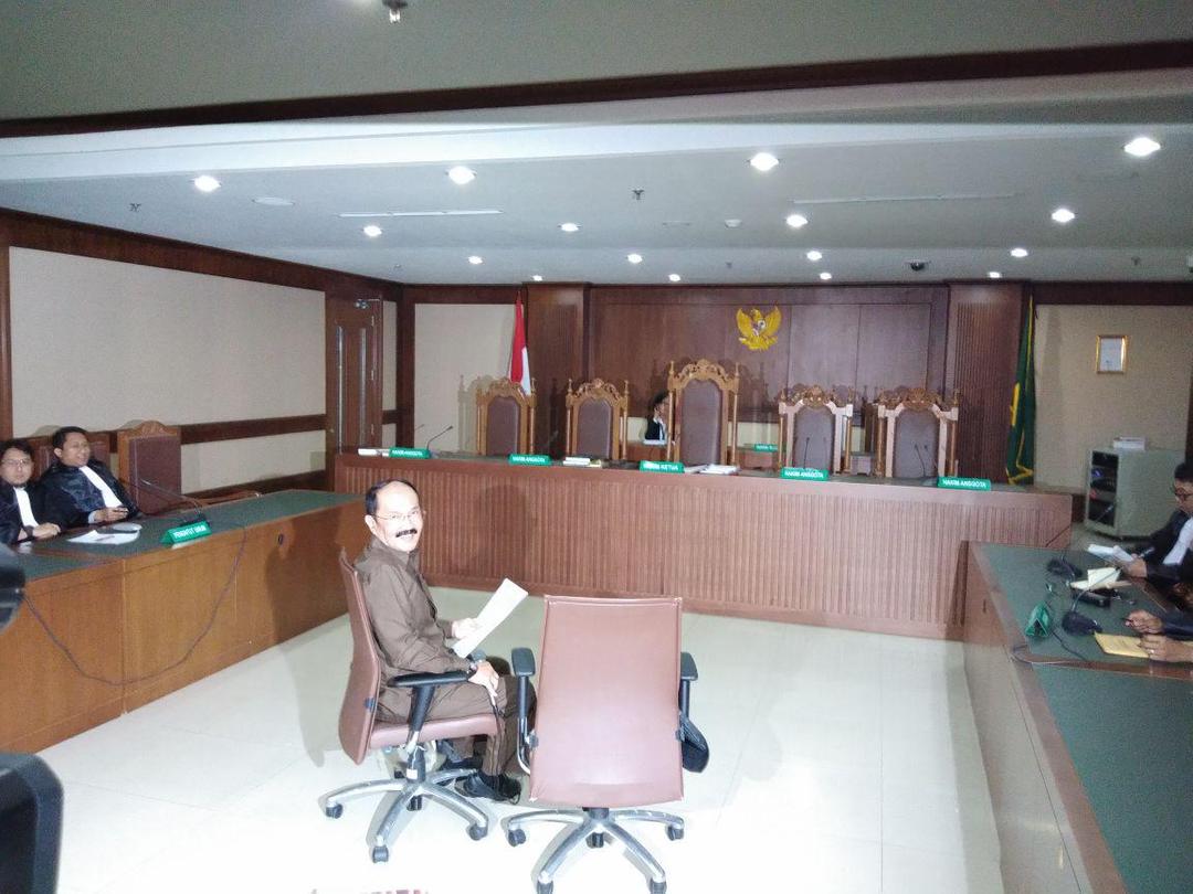 Keberatannya Ditolak Majelis Hakim, Begini Kegeraman Fredrich Yunadi