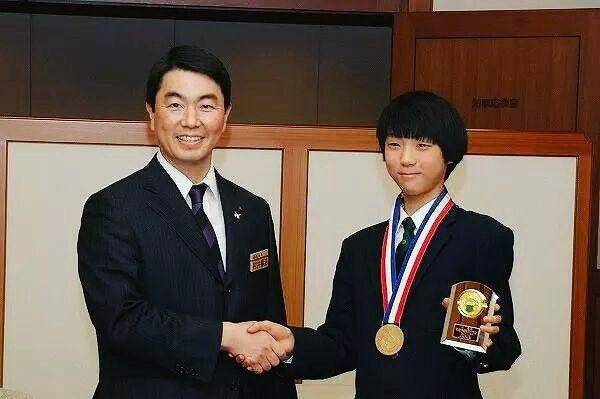 instagram.com/yuzu_yuzuru