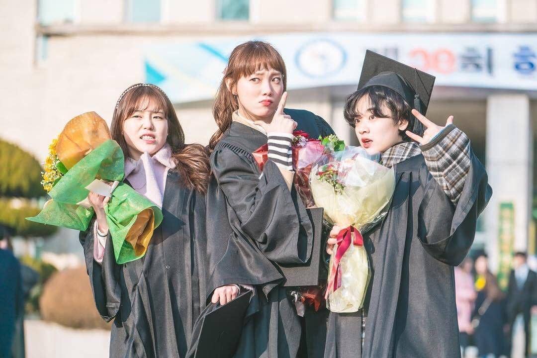 twitter.com/bibleesource