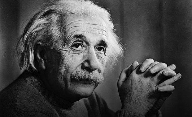 Surat Albert Einstein Tentang Perempuan Laku di Pelelangan