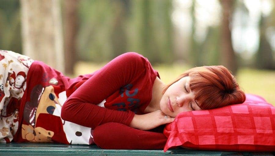 Tidur Lebih Lama Ternyata Bisa Menurunkan Berat Badan!