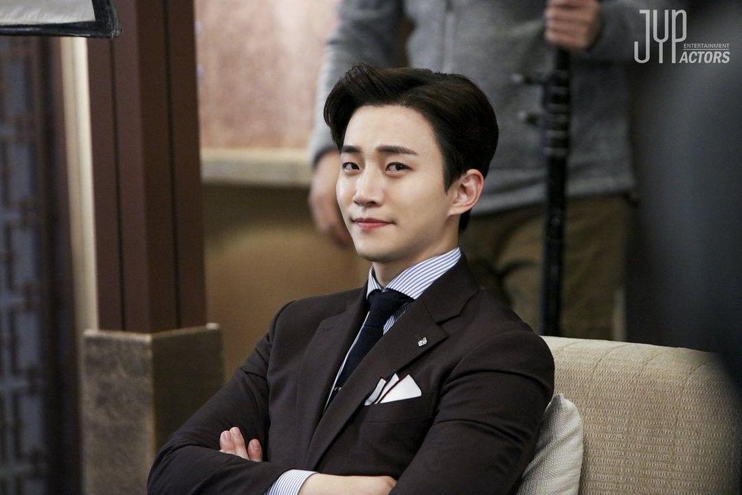 Meski Nyebelin, 7 Karakter Drama Korea Ini Justru Bikin Kamu Jatuh Hati