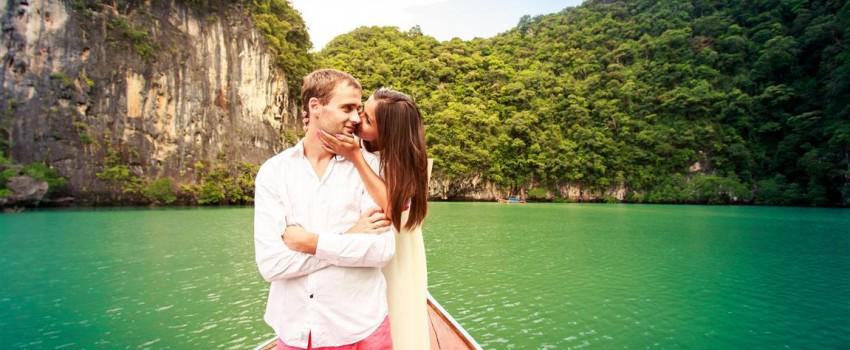 14 Tempat Bulan Madu Romantis Selain Bali, Bikin Kalian Makin Mesra,