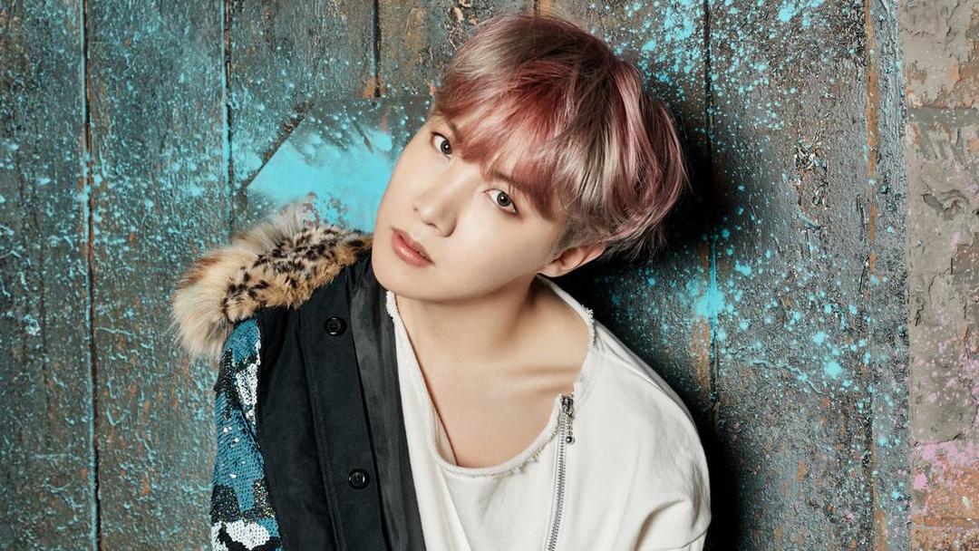 Ini 10 Idol Rappers KPop yang Merilis Mixtape, Keren Abis!