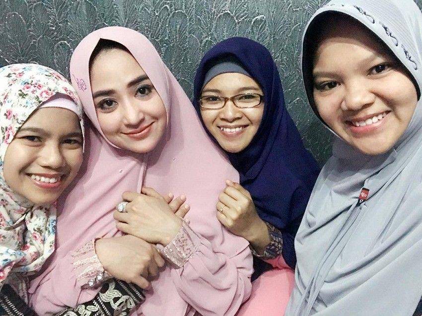 instagram.com/dewiperssikreal