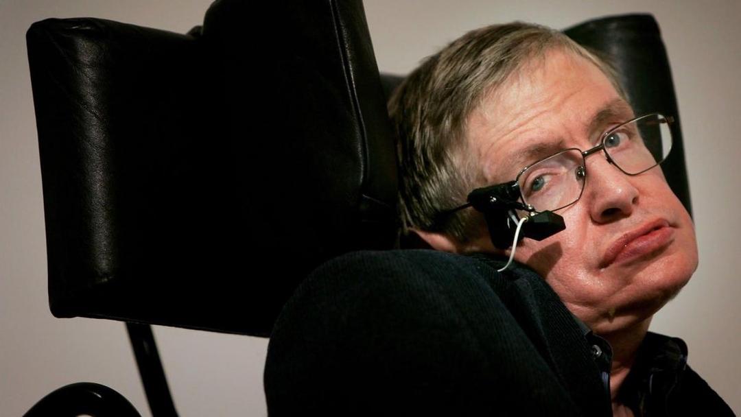 Makam Stephen Hawking Bakal Berdampingan dengan Isaac Newton