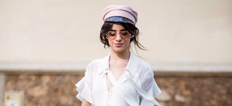 10 Gaya Stylish Camila Cabello eks Fifth Harmony yang Cocok Buat OOTD