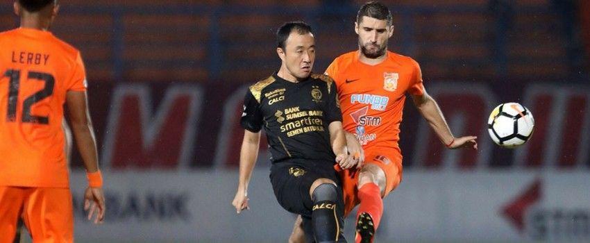 Borneo FC dan Sriwijaya FC Harus Berbagi Poin Usai Laga Berakhir 0-0