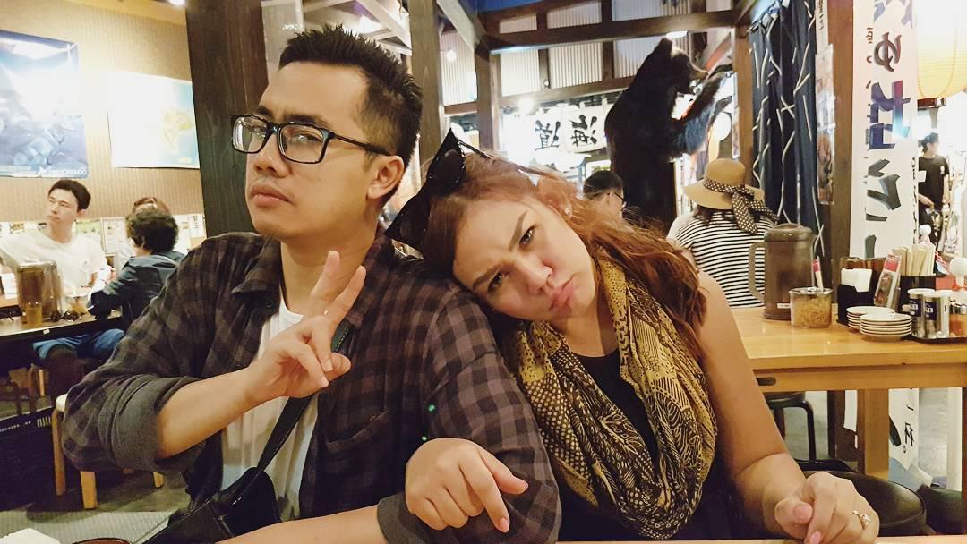 10 Potret Keakraban Milly dan Mamet di Dunia Nyata, Gemas Abis
