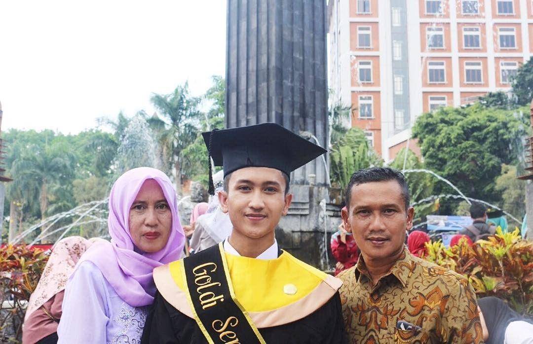 Instagram.com/goldisenna