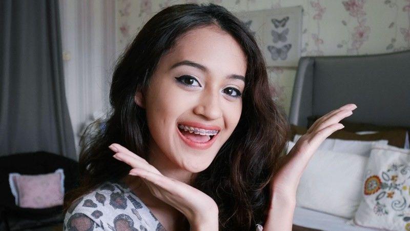 10 Gaya Santai Ala Nadya Aqila, Cocok Buat Cewek Tubuh Mungil & Imut!
