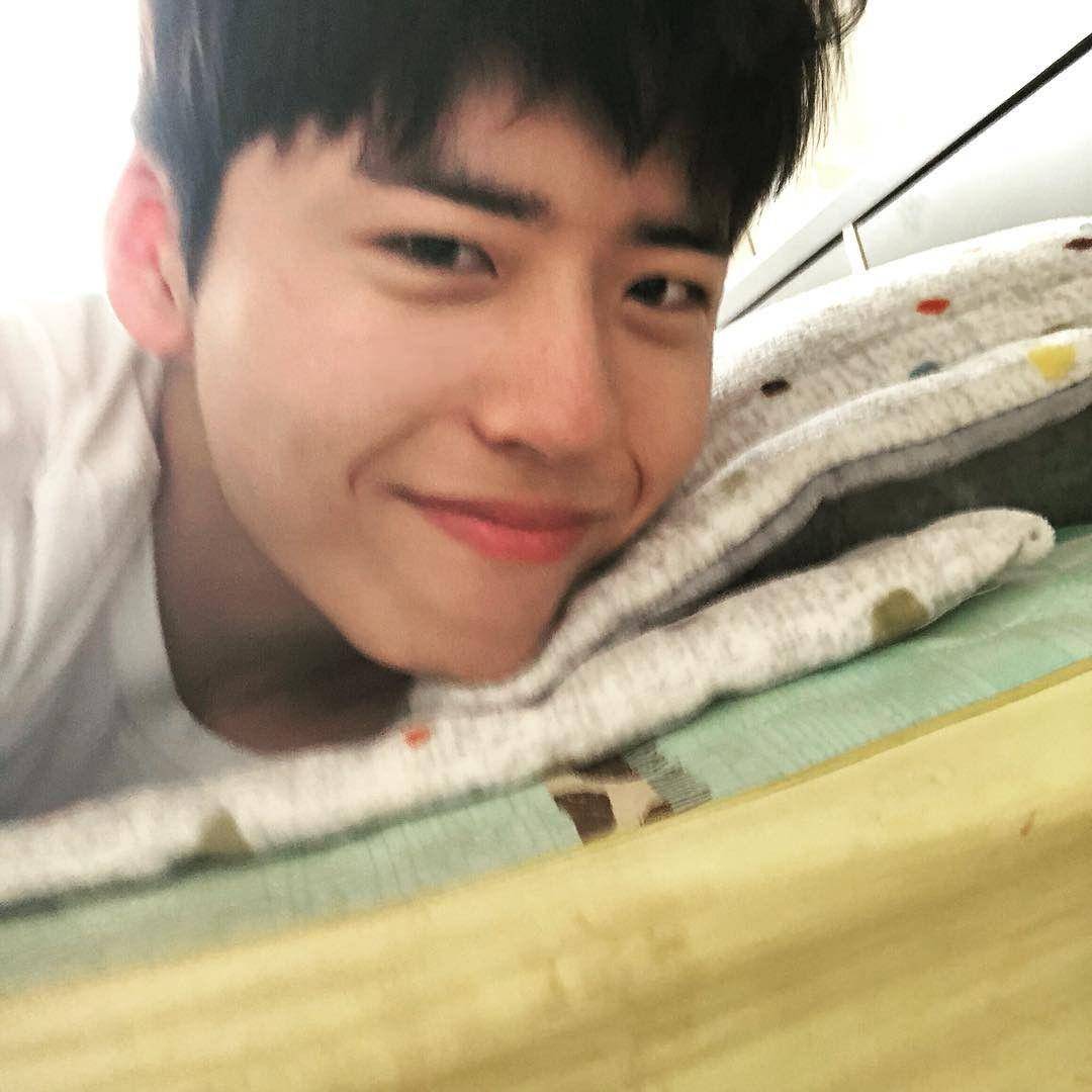 instagram.com/kms02.02