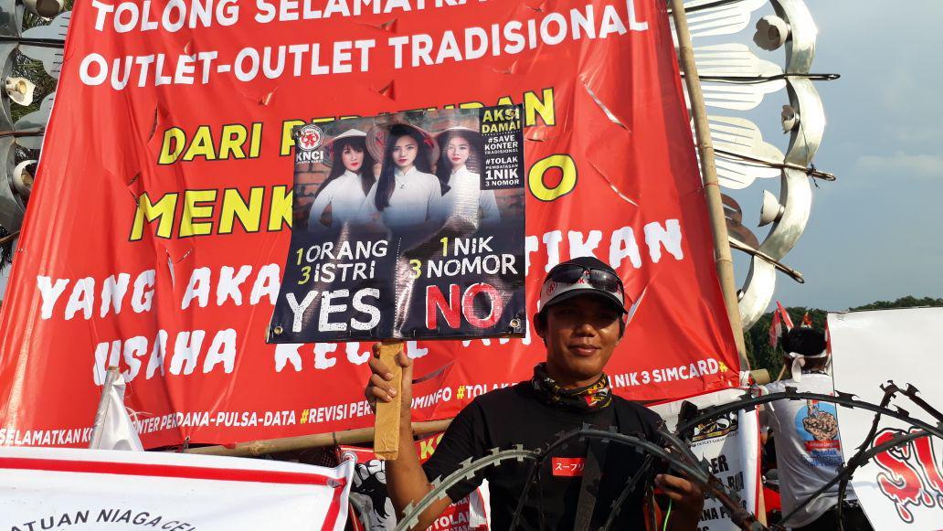 Pedagang Sim Card Tuntut Menkominfo Cabut Aturan Pembatasan Registrasi