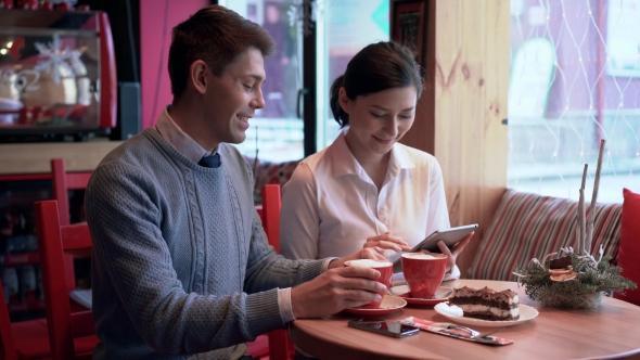 Ternyata, Ini yang Orang Nilai dalam 60 Detik First Impression Terhadapmu