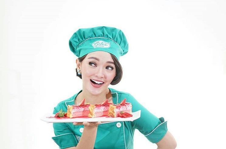 7 Kue Kekinian Milik Pedangdut Indonesia Ini Bikin Ngiler, Sudah Coba?