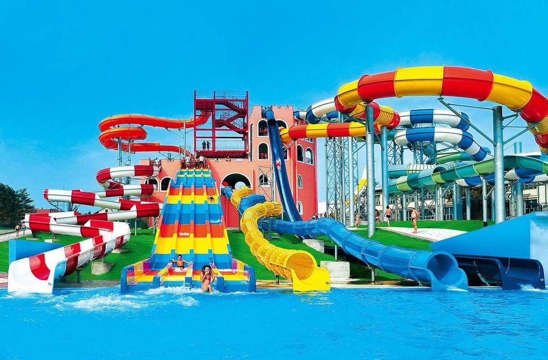 Daftar 15 Water Parks Terbaik di Dunia yang Bisa Jadi Referensi Liburan