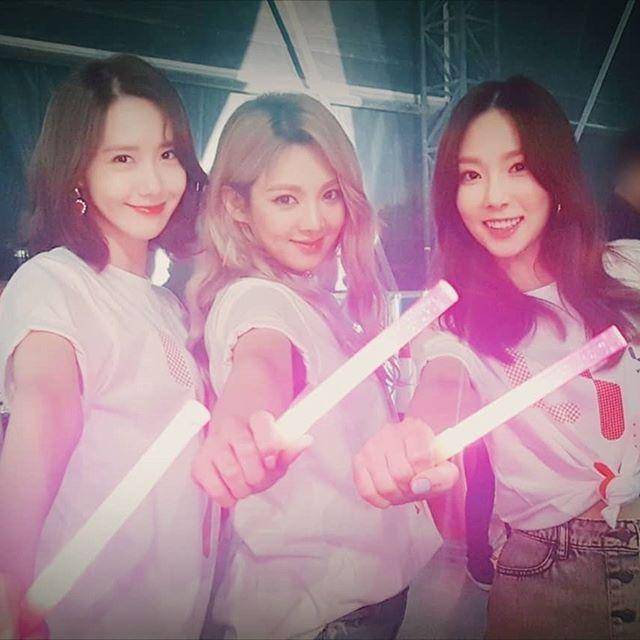 instagram.com/smtown