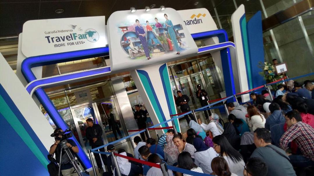 Antrean Panjang di Garuda Indonesia Travel Fair, Ada yang Sampai Menginap!