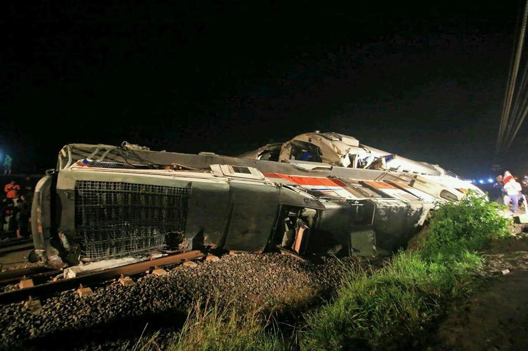 Kecelakaan KA Sancaka, Sopir Truk Trailer Masih Misteri