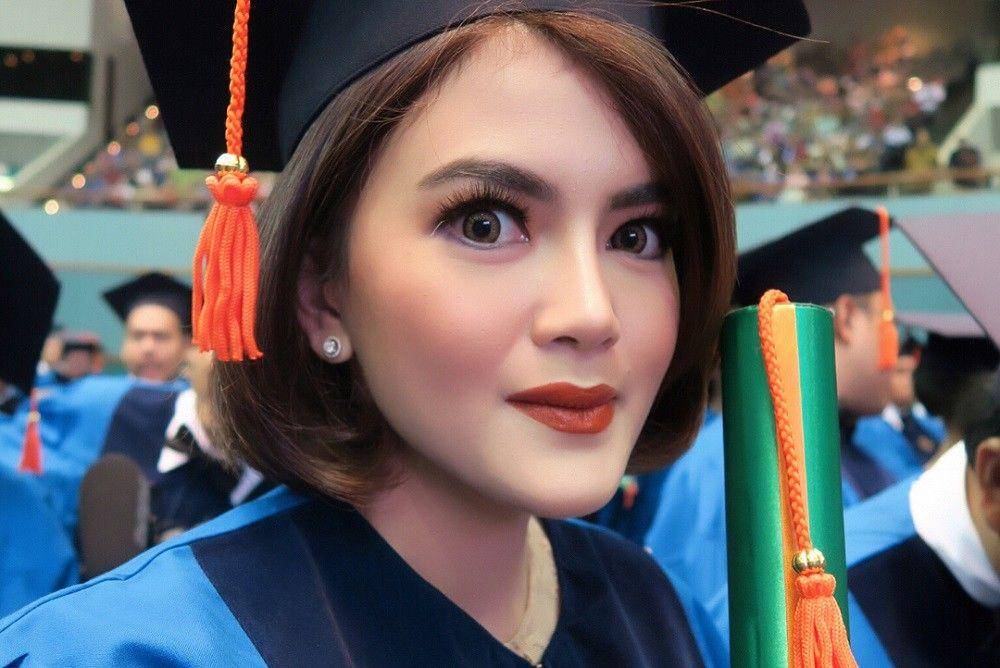 instagram.com/taniaputri1707