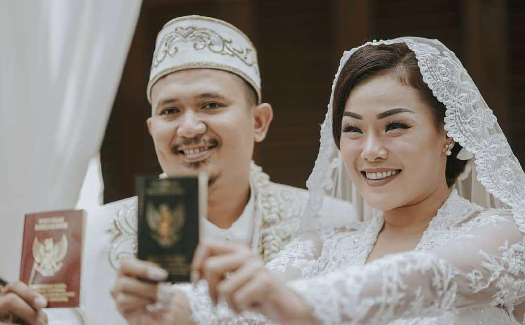 Sah! Ini 11 Potret Bahagia Pernikahan Chef Aiko & Saugi Balfas