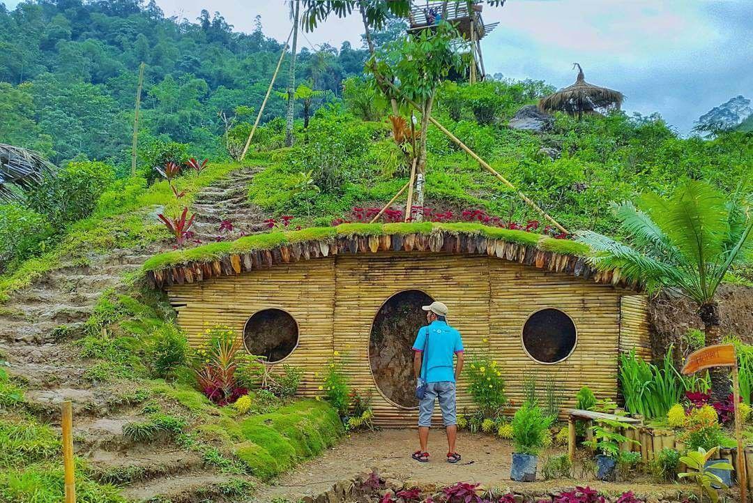 explorewisata.com