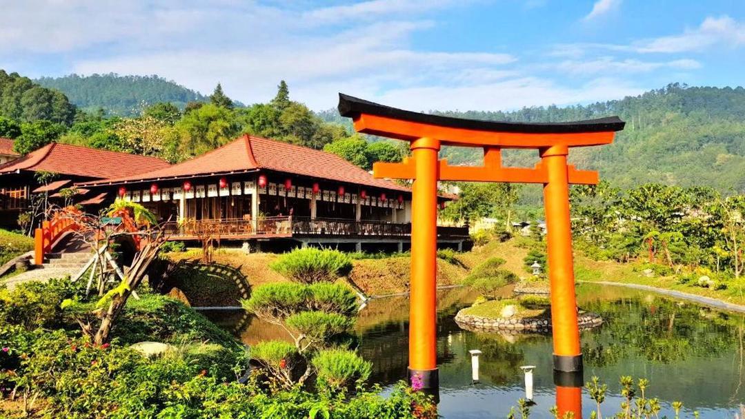 8 Potret The Onsen Hot Spring, Tempat Wisata Ala Jepang di Batu Malang
