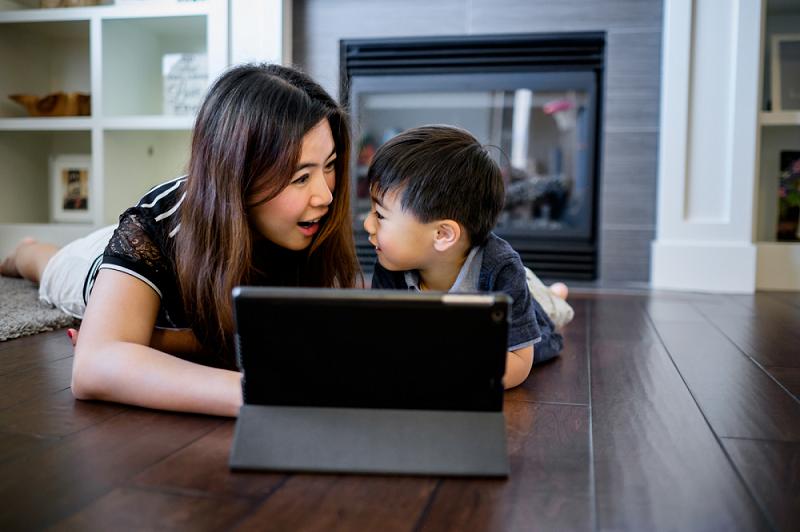 5 Hal Ini Paling Sering Dicari Mama Muda di Internet, Apa Saja Ya?