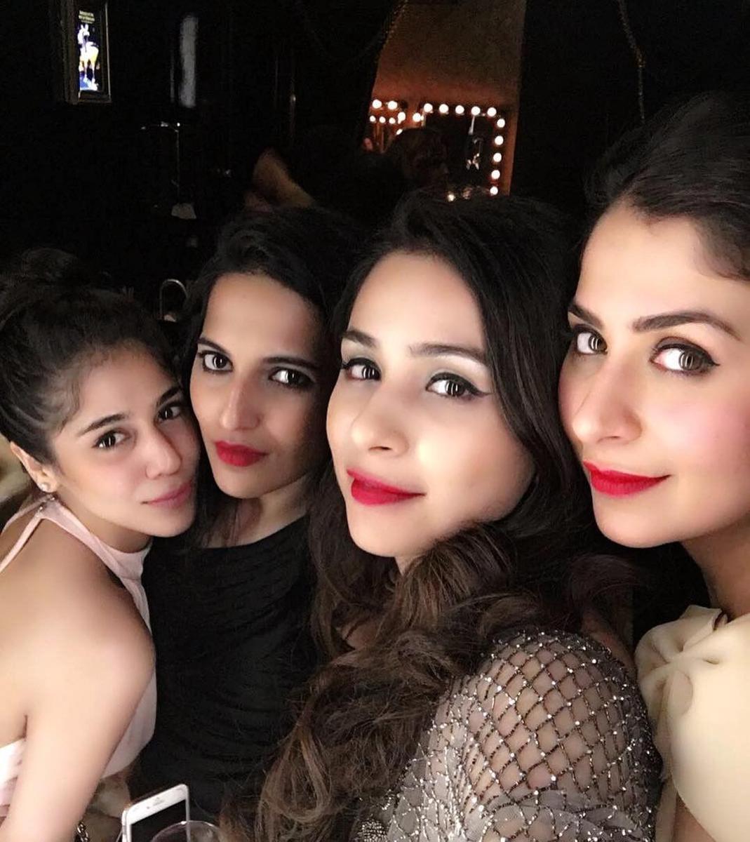 Instagram.com/malvikaraaj