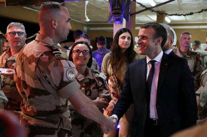 facebook.com/EmmanuelMacron