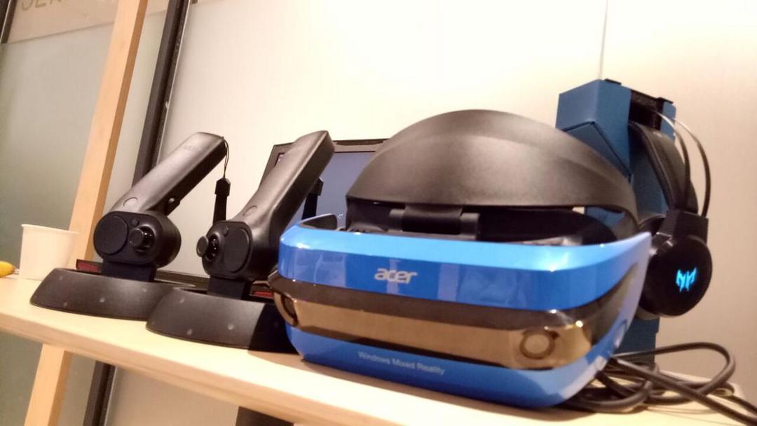 Acer Windows Mixed Reality, VR Mungil dengan Fitur Keren OKE
