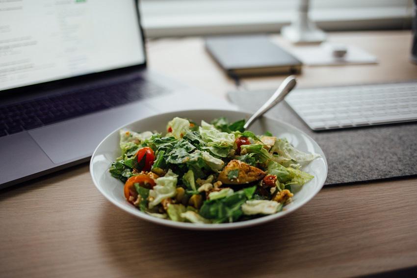 Begini Prosedur yang Benar dalam Membuat Salad, Sudah Tahu Belum?