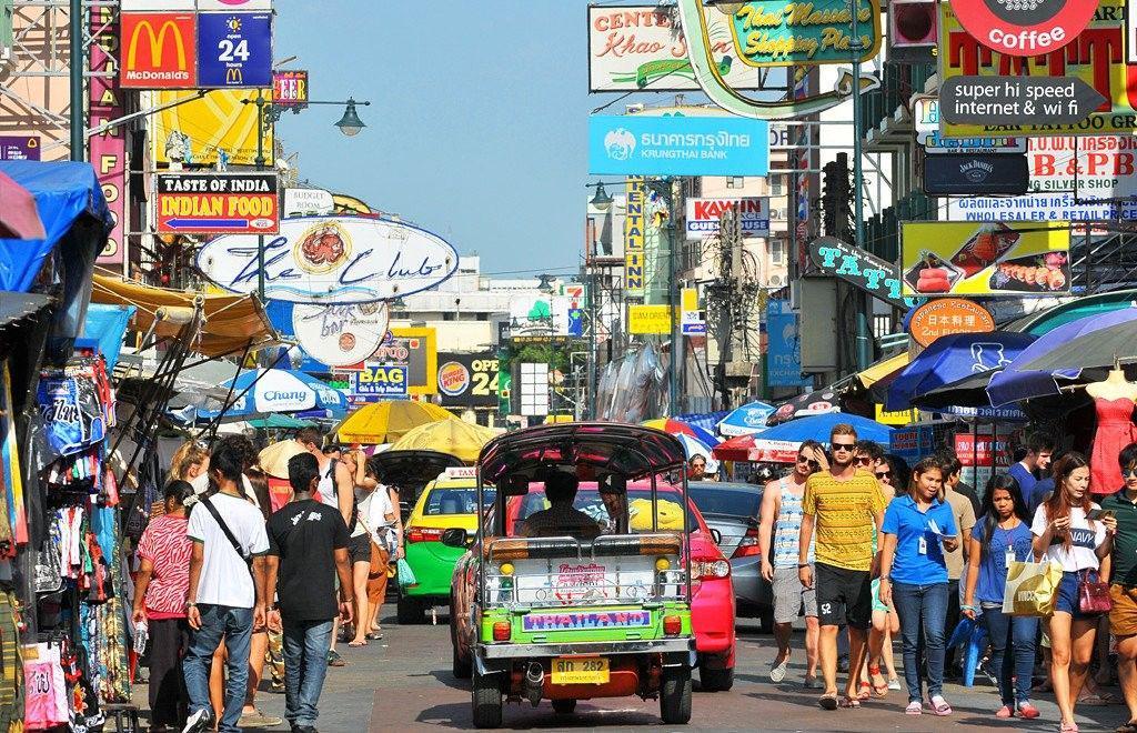 Aman di Kantong, 6 Referensi Tempat Belanja Para Backpacker di Thailand
