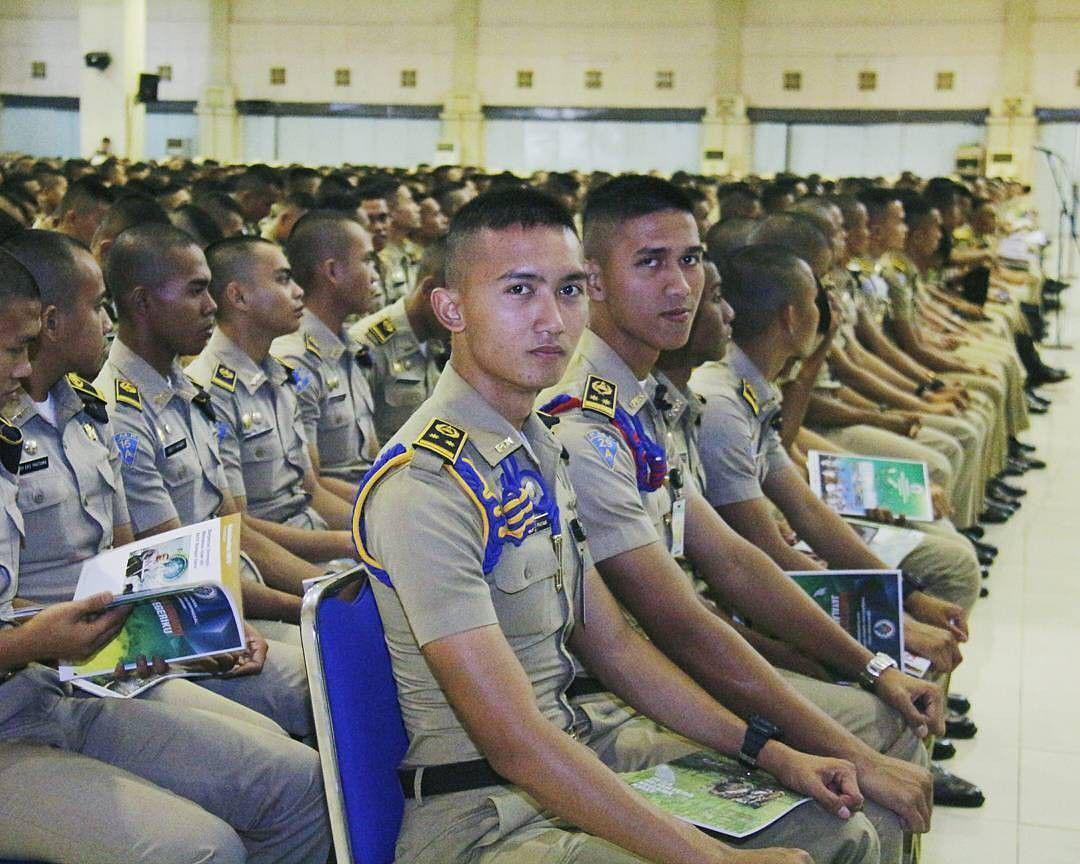 Ingin Menjadi PNS? 8 Sekolah Kedinasan Ini Telah Membuka Pendaftaran Lho!