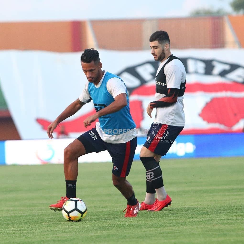 Instagram.com/maduraunited.fc