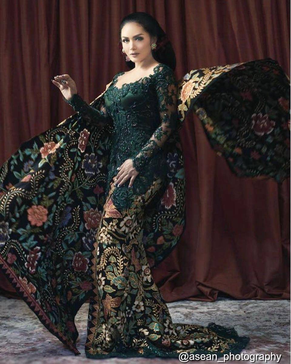 Instagram.com/krisdayantilemos