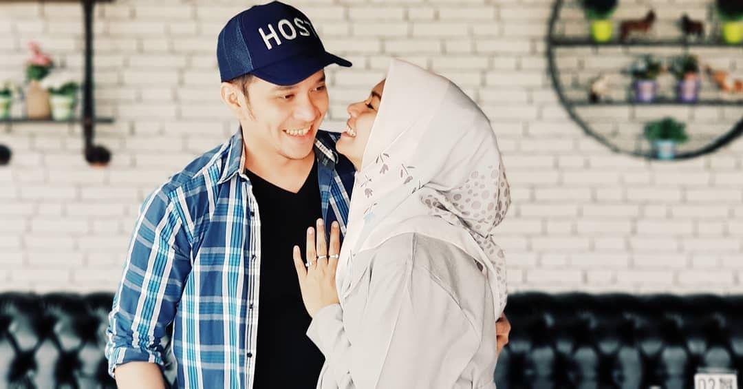 18 Tahun Menikah, Ini Potret Kemesraan Presenter Fadli Muhammad & Rani